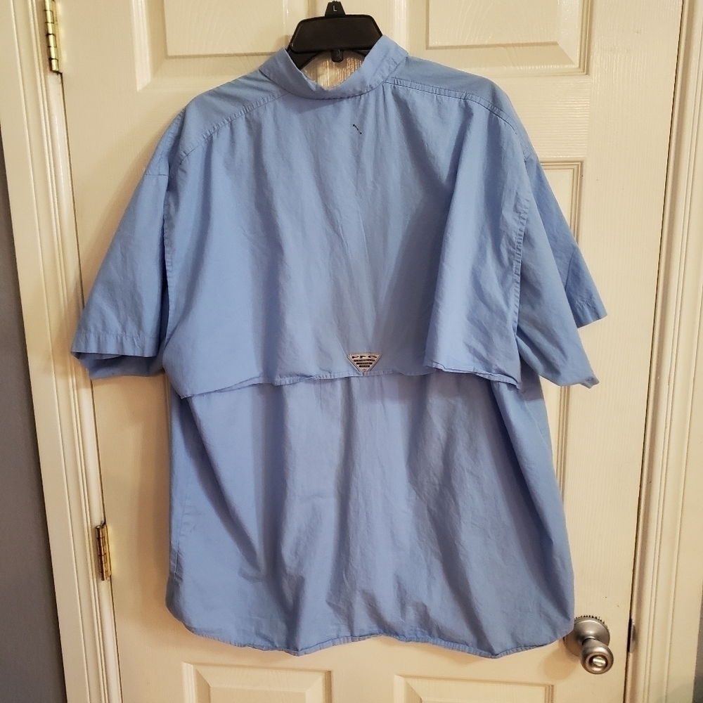 Columbia Button down - Picture 5 of 7